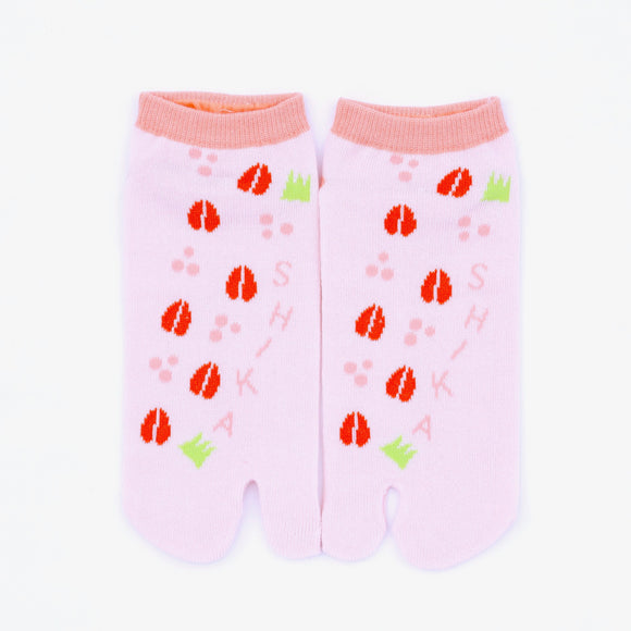 Front view of short pink Tabi Socks " Shika-no Ashiato "