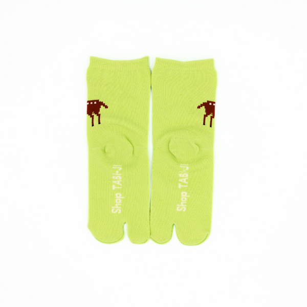Back view of long green kids' Tabi Socks 