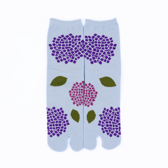 Front view of long blue Tabi Socks " Ajisai "