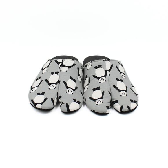 Front view of gray Tabi Slippers " PANDA "