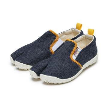 Front view of denim Tabi Shoes " KIDS tabiRela "