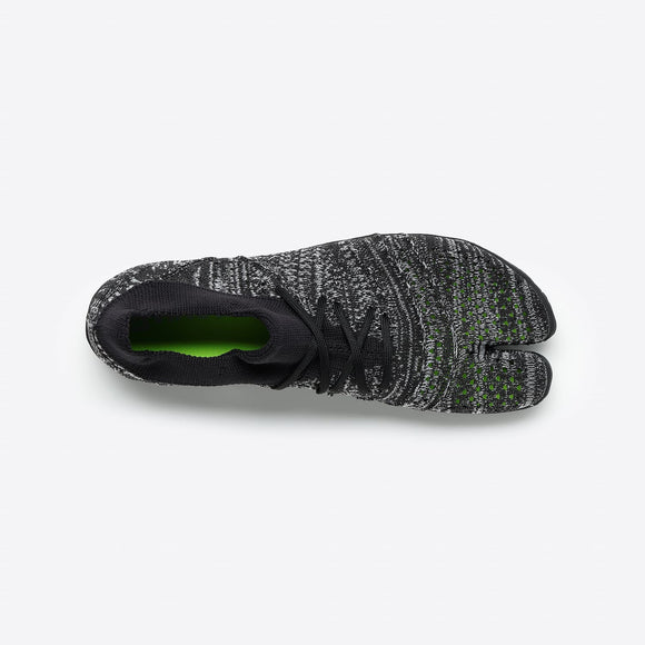 Top view of zebra white Tabi Shoes " hitoe+ " with laces