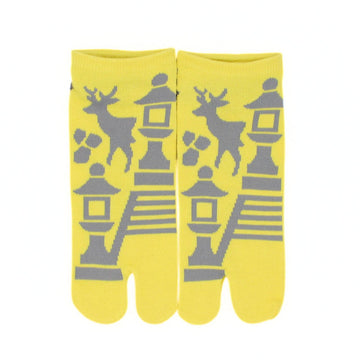 Buy yellowshort NARA TABI / Sando