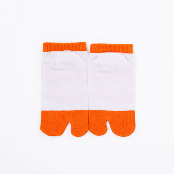 Back view of short orange Tabi Socks " Daibutsu Sensei "– children's size
