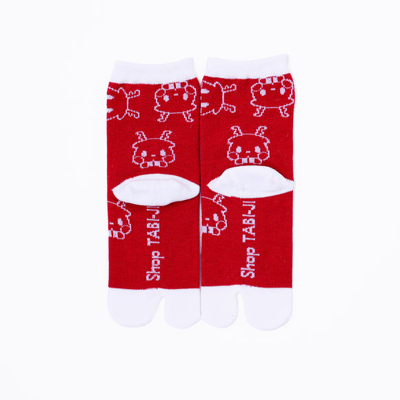 Back view of long red Tabi Socks " Roku1"– children's size