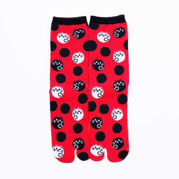 Front view of long red Tabi Socks " Maneki Neko "