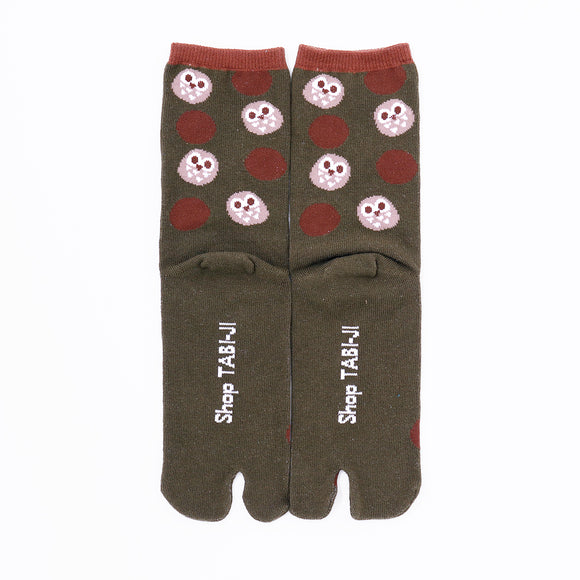 Back view of long dark green Tabi Socks " Fukuro "