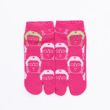 Front view of short pink Tabi Socks " Kamakura Daibutsu "
