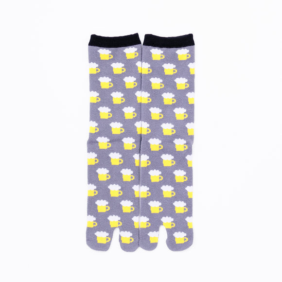 Front view of long gray Tabi Socks " Beer "