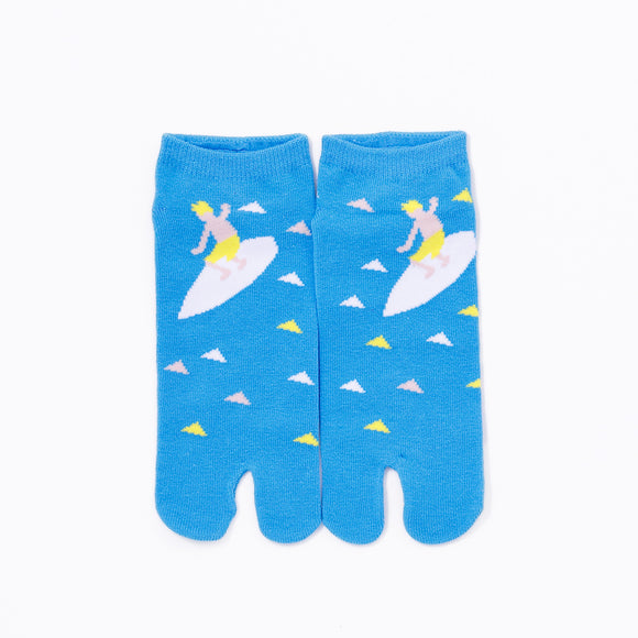 Front view of short blue Tabi Socks " Surfer"