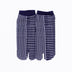 Front view of short navy Tabi Socks "Hyoshigi"