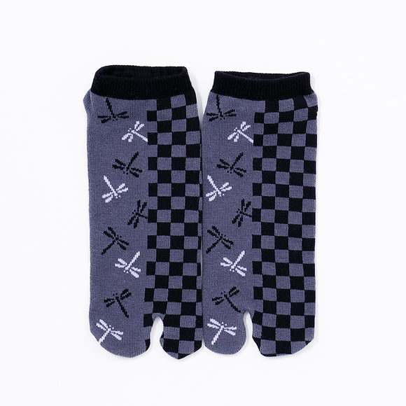 Front view of short gray Tabi Socks " Tonbo & Ichimatsu "
