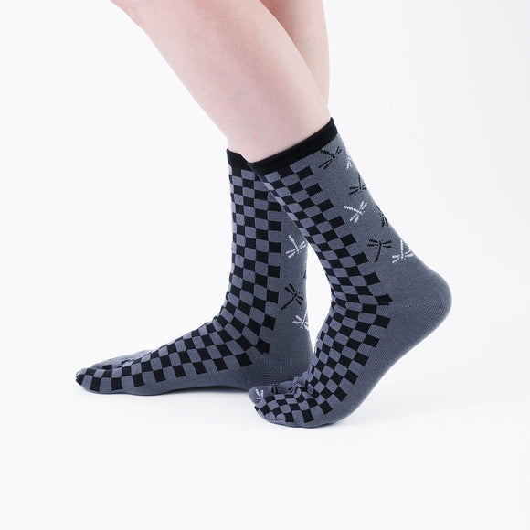 Person wearing long gray Tabi Socks " Tonbo & Ichimatsu ", right side view