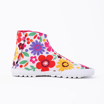 Right side of pink Tabi Shoes " SUN GARDEN "