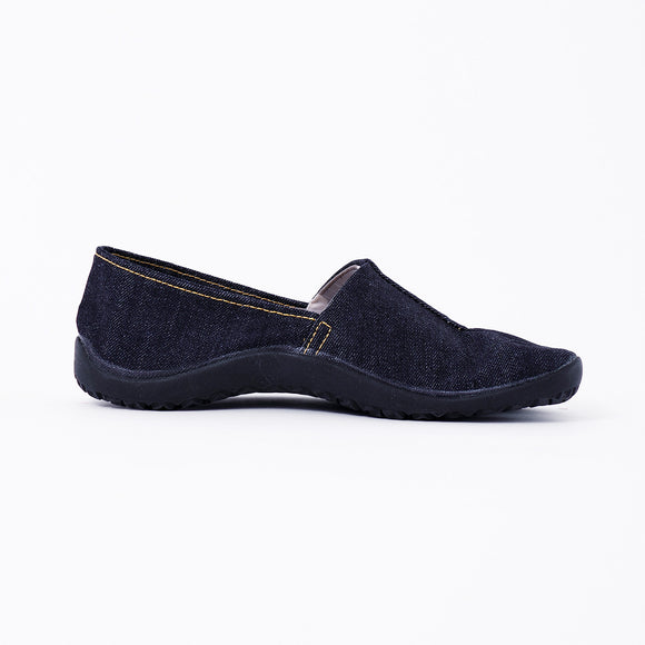 Right side of Denim Tabi Shoes " tabiRela "