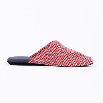 Right side of red Tabi Slippers " KANOKO "