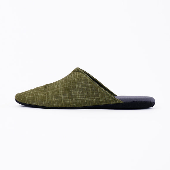 Left side of green Tabi Slippers " KASUMI "