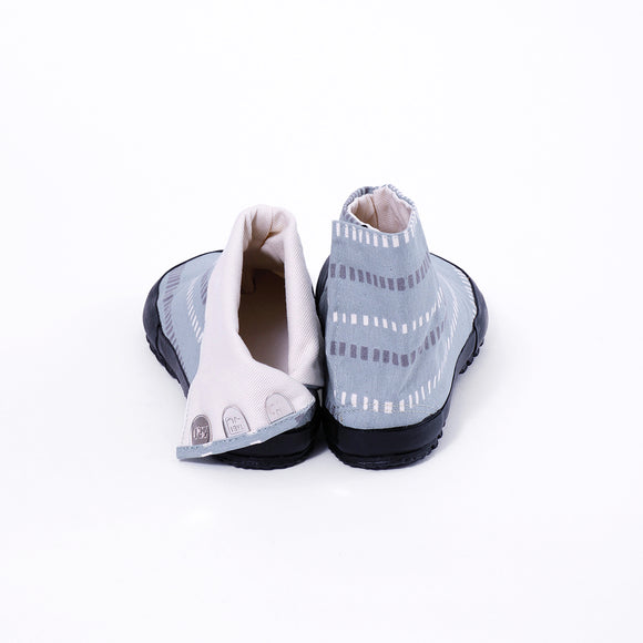 Back view of blue-gray Tabi Shoes " SHINOBI "