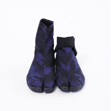 Front view of navy Tabi Shoes " MEISAI "