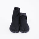 Front view of black Tabi Shoes "KAMON"