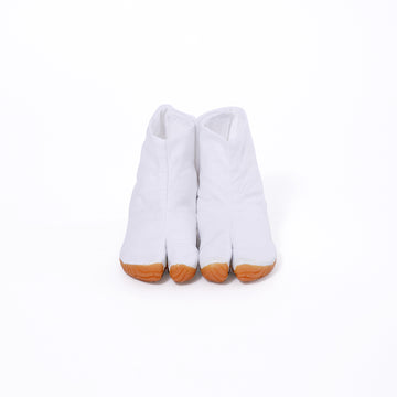 Front view of white Tabi Shoes " KIDS MATSURI "